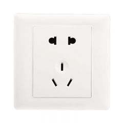 86型大间距五孔 玉兰白系列