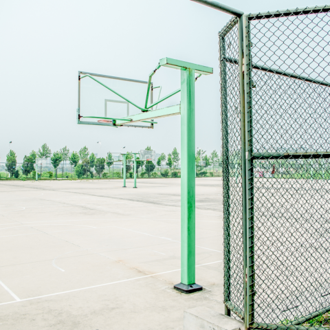 丝网护栏-运动场地专用护栏生产厂家