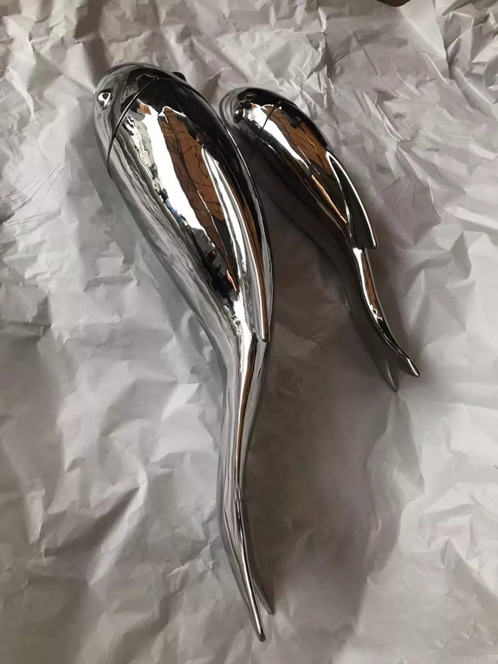 鏡面不銹鋼抽象魚(yú)雕塑、水景仿真金屬魚(yú)群雕塑擺件【美麗壯觀】