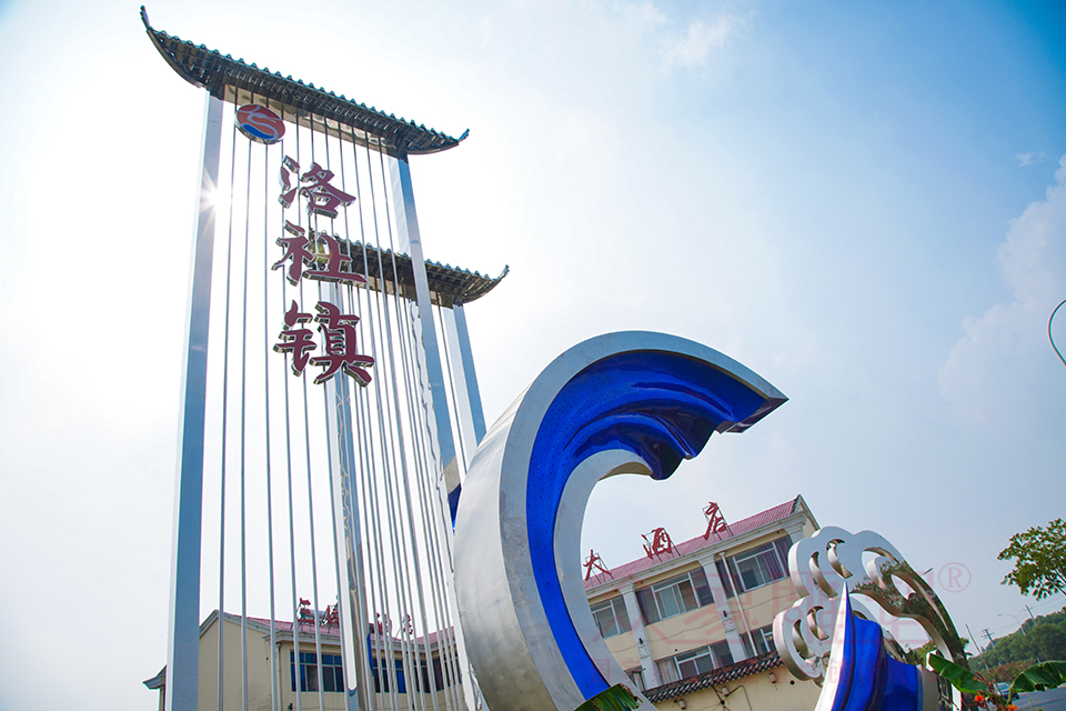 無錫洛社鎮(zhèn)園中路雕塑