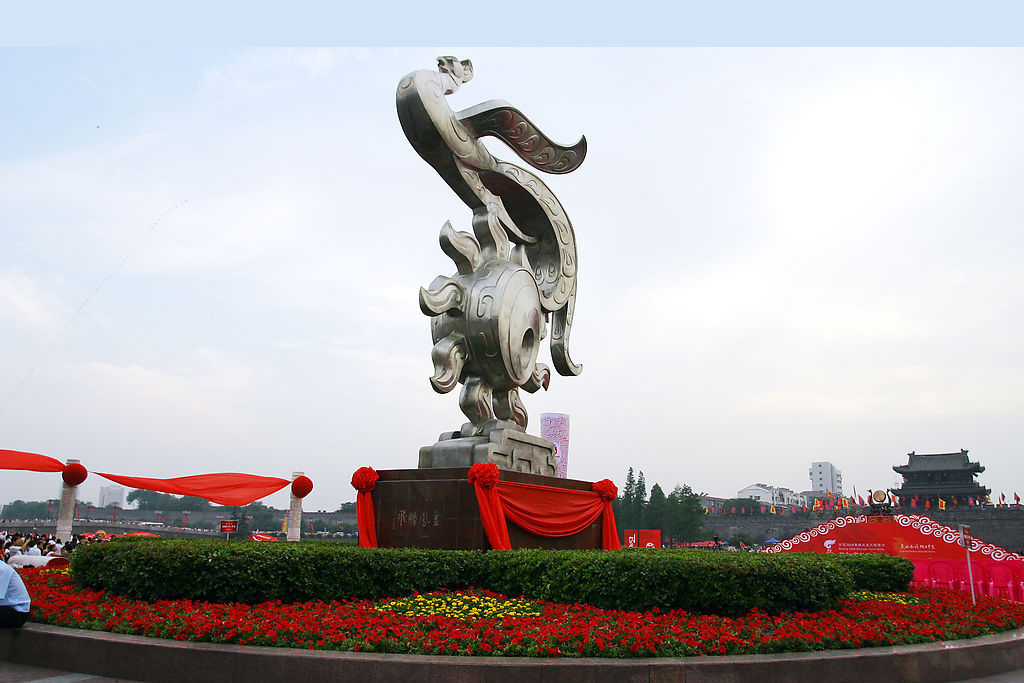 運(yùn)輸過(guò)程中如何確保玻璃鋼雕塑的平整度？